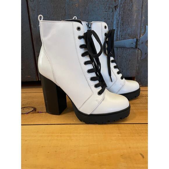 Steve Madden Core White Leather Lug Sole Lace Up Platform Block Heeled Boots 7.5 - Picture 1 of 6